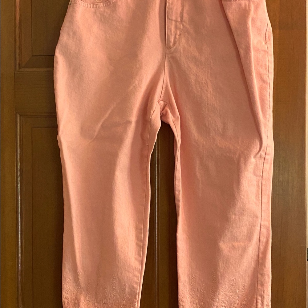 Gloria Vanderbilt Capri